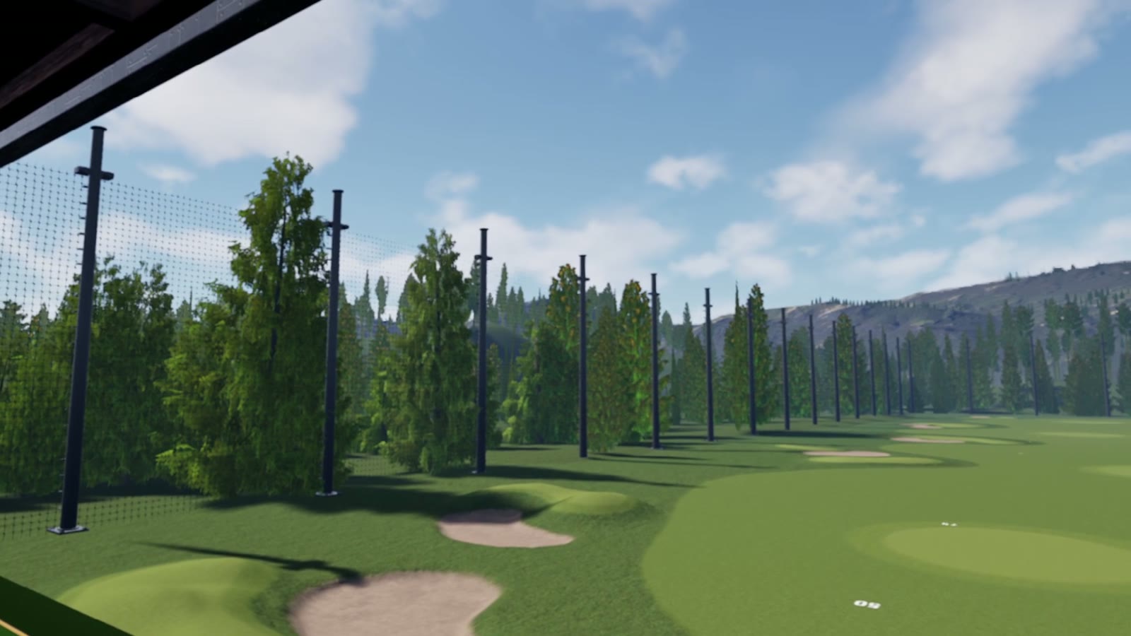 Driving range with distance-graded greens